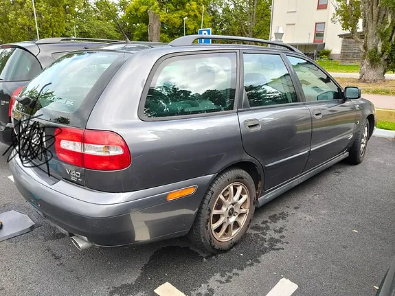 Volvo V40 2003 photo 2