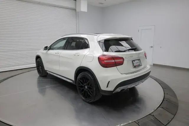Mercedes-Benz Gla 2018 photo 5