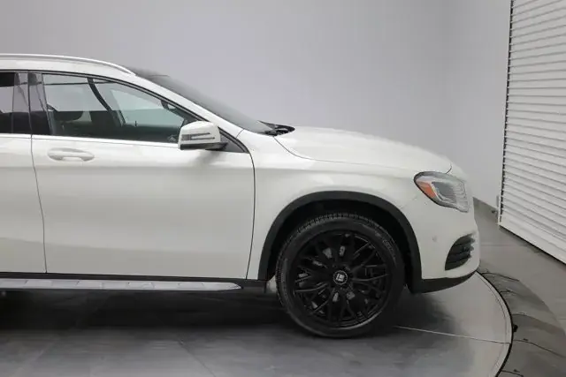 Mercedes-Benz Gla 2018 photo 3