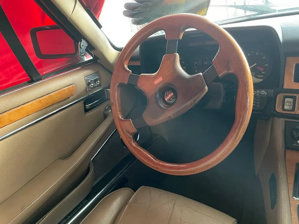 Jaguar Xjs