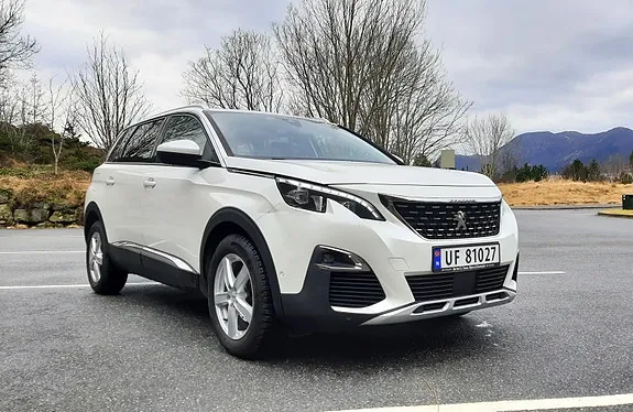 Peugeot 5008 2018 photo 2