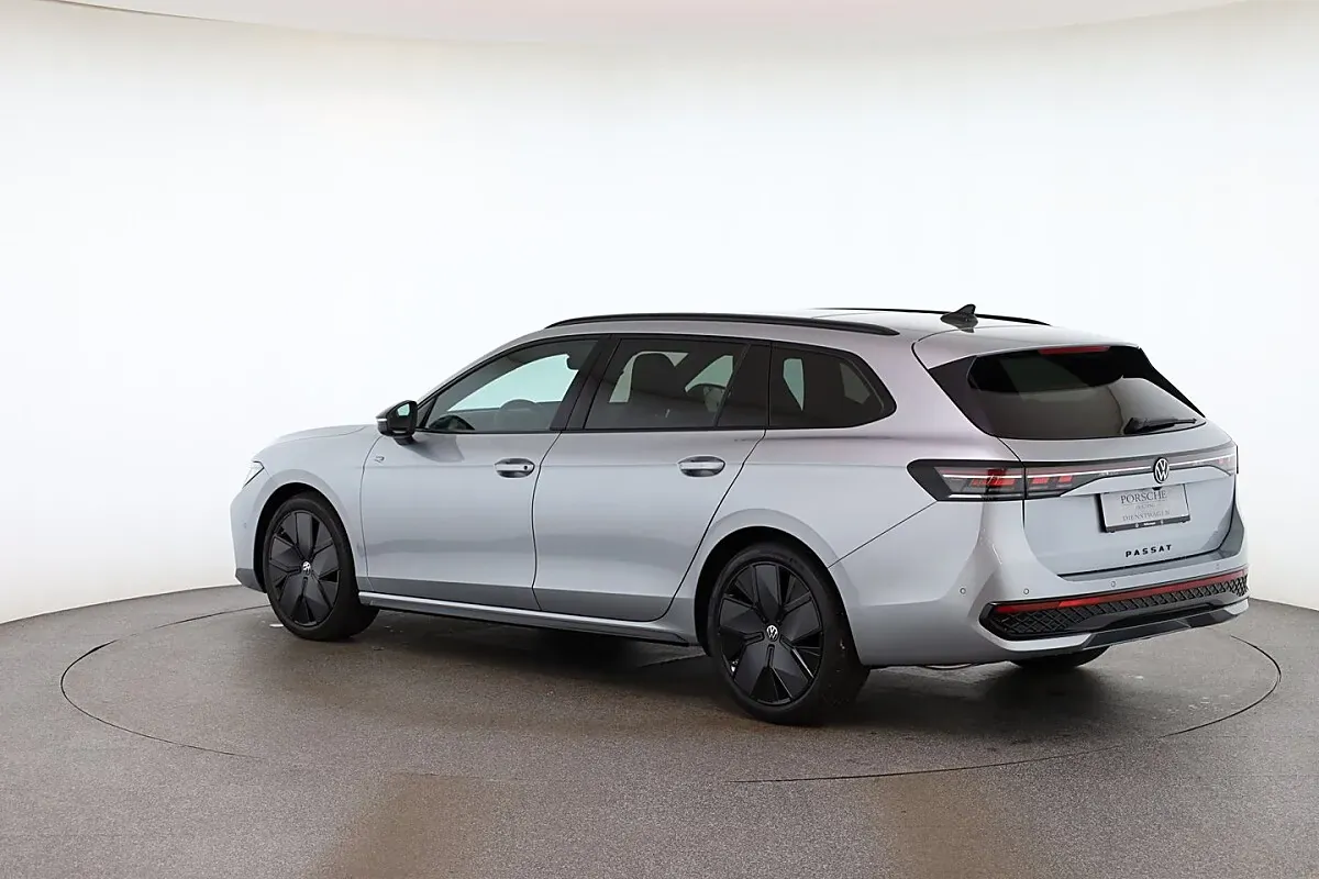 Volkswagen Passat 2026 photo 2