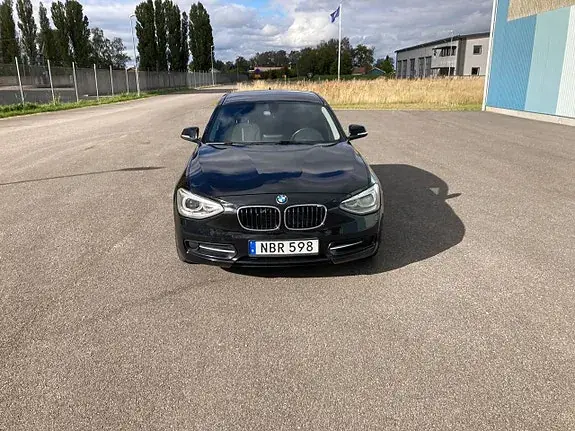 BMW 118D 2013 photo 2
