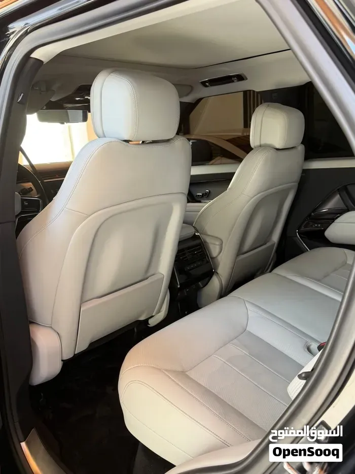 Land Rover Range Rover Sport 2023 photo 3
