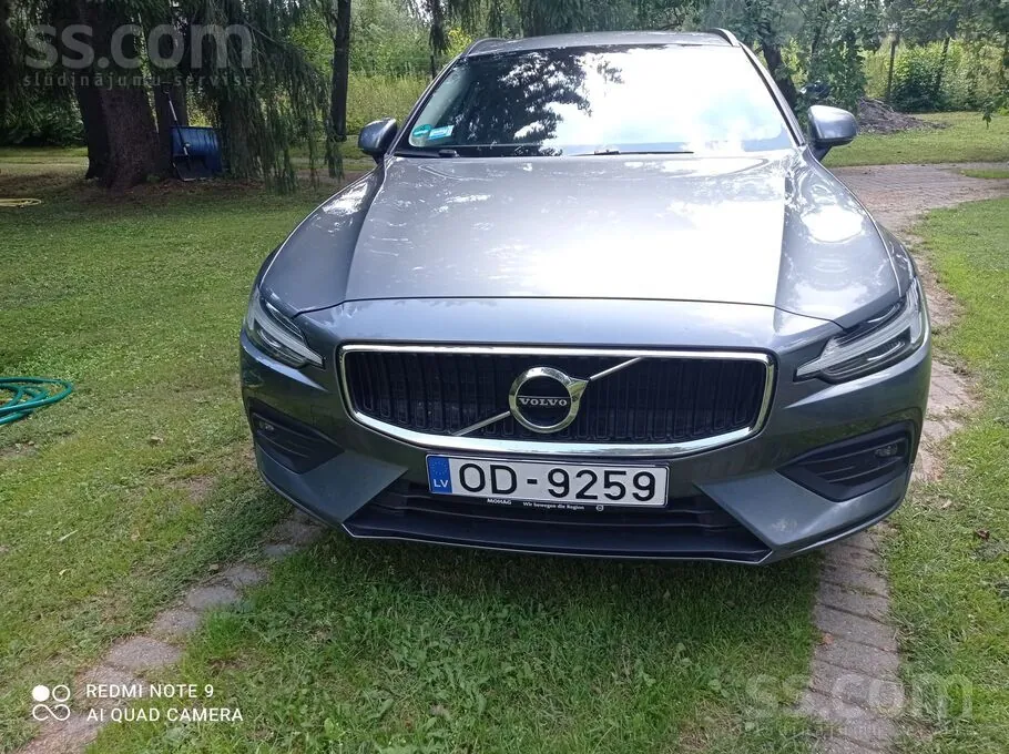 Volvo V60 2019 photo 2