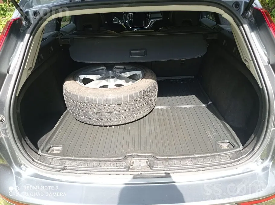 Volvo V60 2019 photo 4