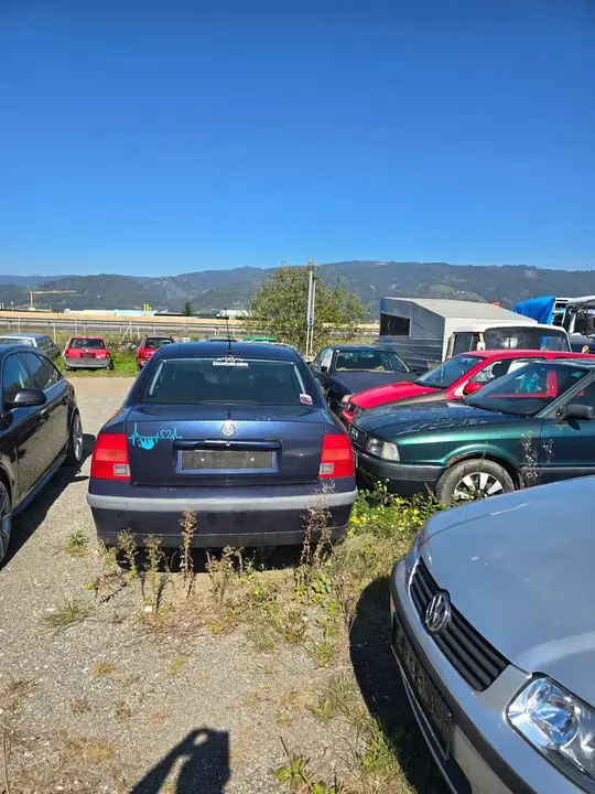 Volkswagen Passat 1999 photo 2