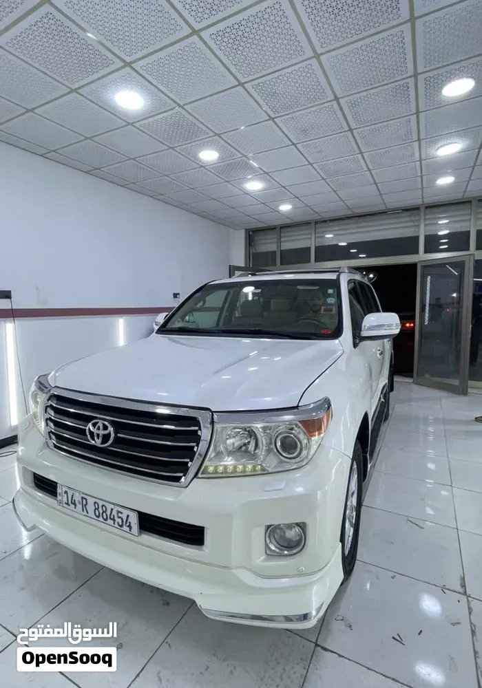 Toyota Land Cruiser 2014 photo 2