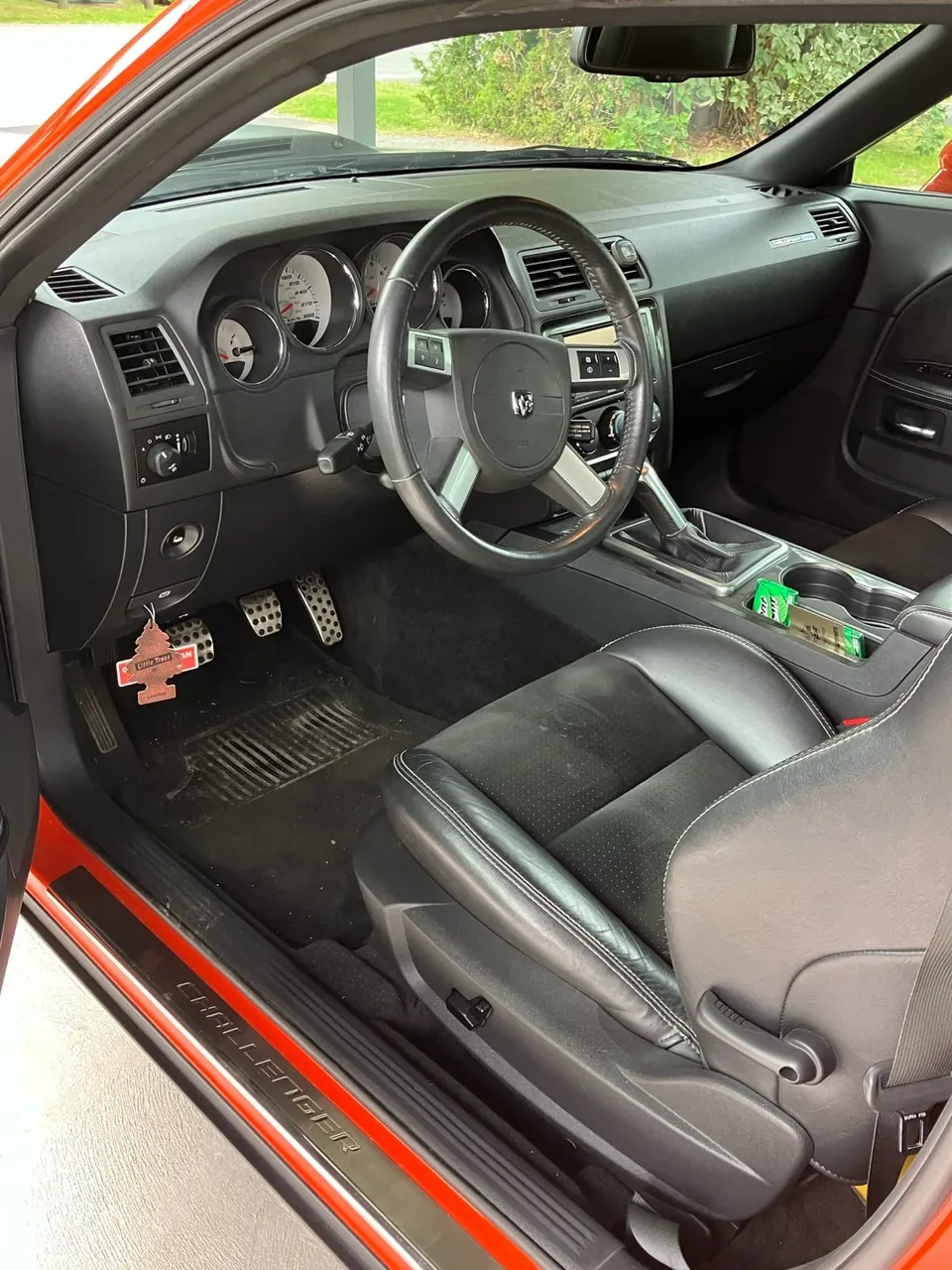 Dodge Challenger 2009 photo 5