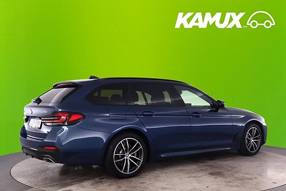 BMW 530E 2022 photo 2
