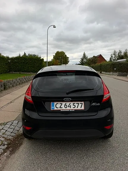 Ford Fiesta 2010 photo 5