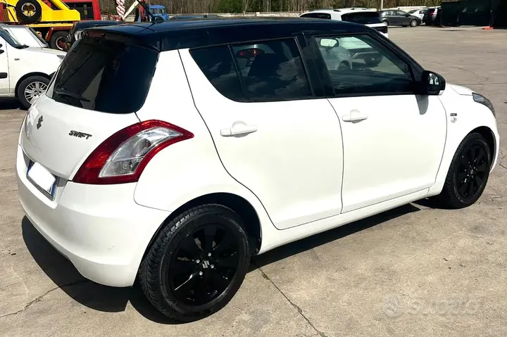 Suzuki Swift 2015 photo 3