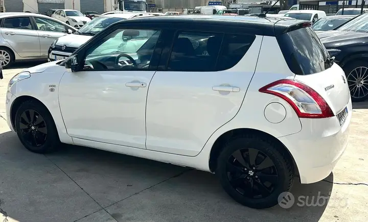 Suzuki Swift 2015 photo 4