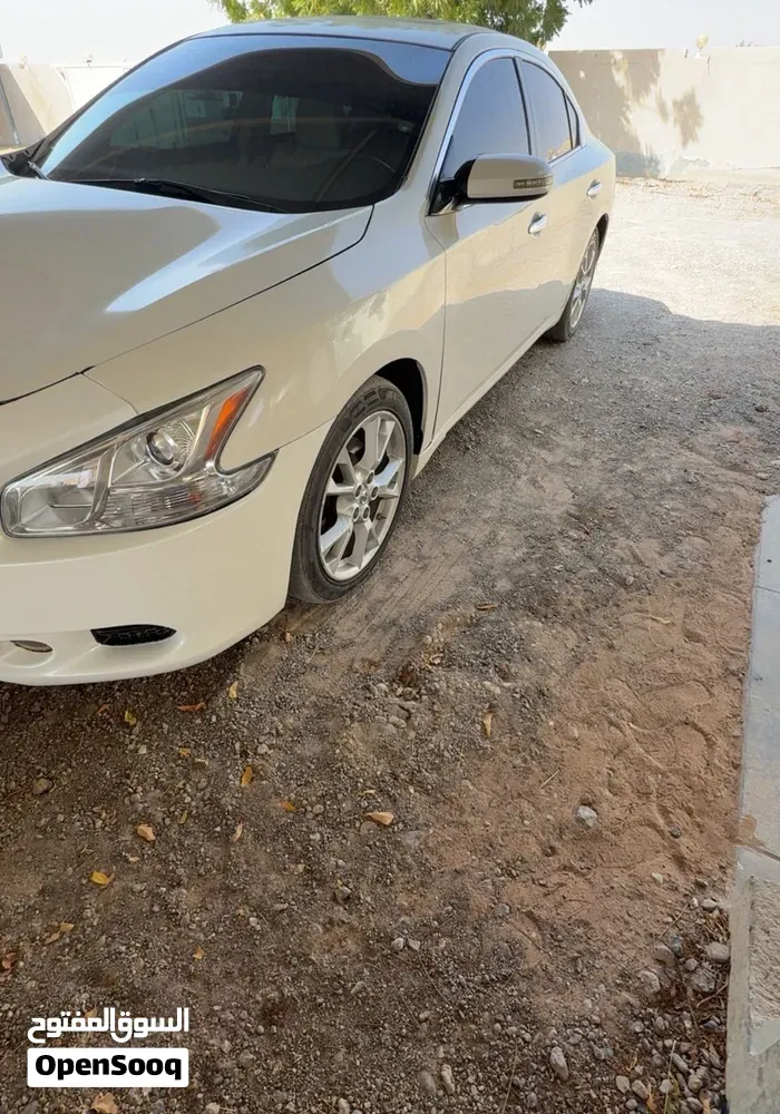 Nissan Maxima