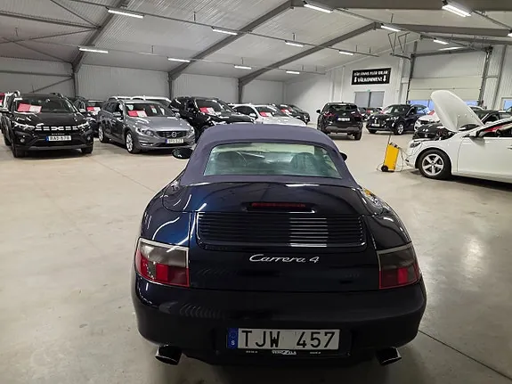 Porsche 911 Carrera 4 1999 photo 5