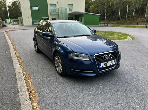 Audi A3 2011 photo 3