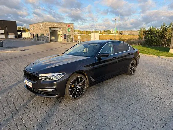 BMW 530E