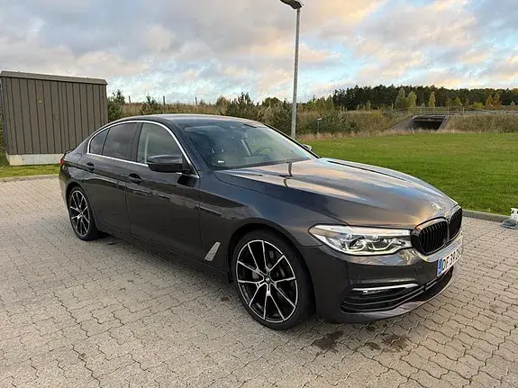 BMW 530E 2019 photo 3