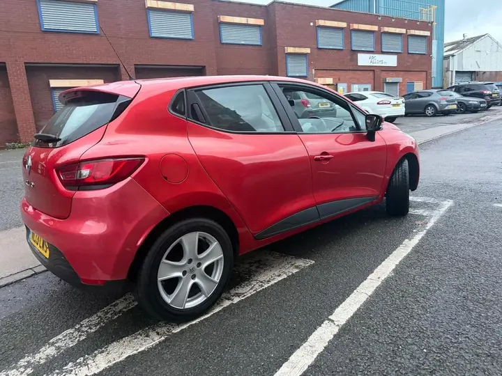 Renault Clio 2013 photo 4