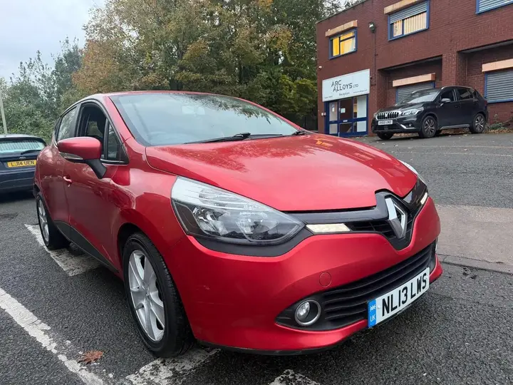 Renault Clio 2013 photo 3