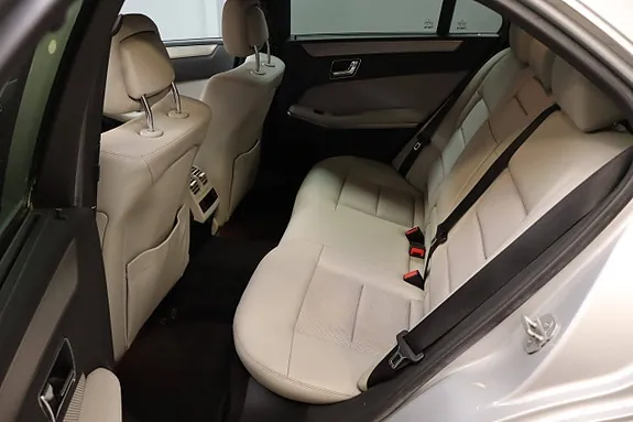 Mercedes-Benz E220 2010 photo 5