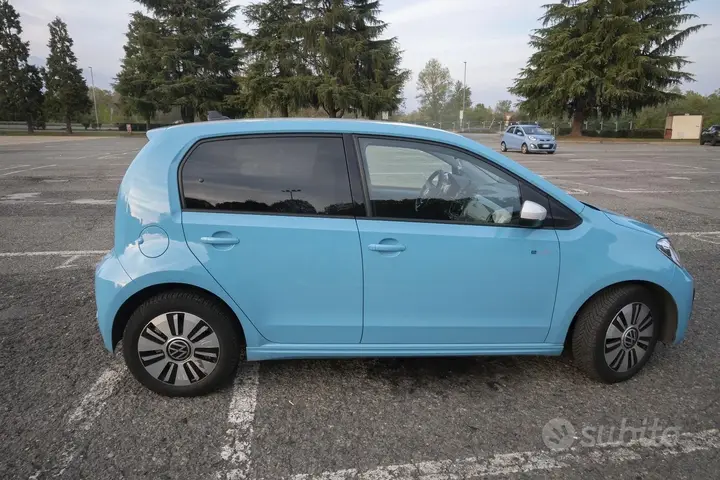 Volkswagen Up 2020 photo 3