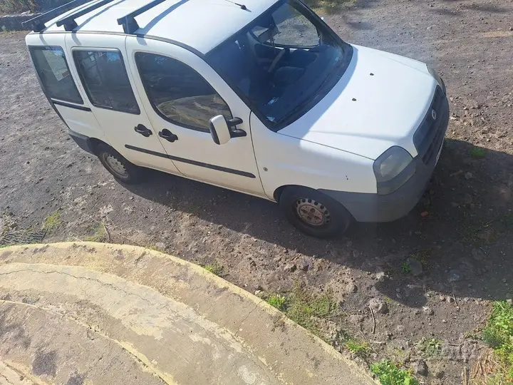 Fiat Doblo 2003 photo 2