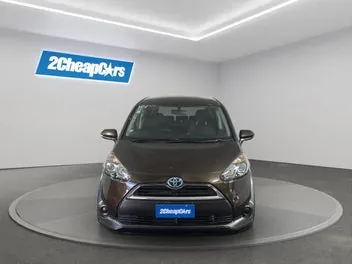 Toyota Sienta 2016 photo 3