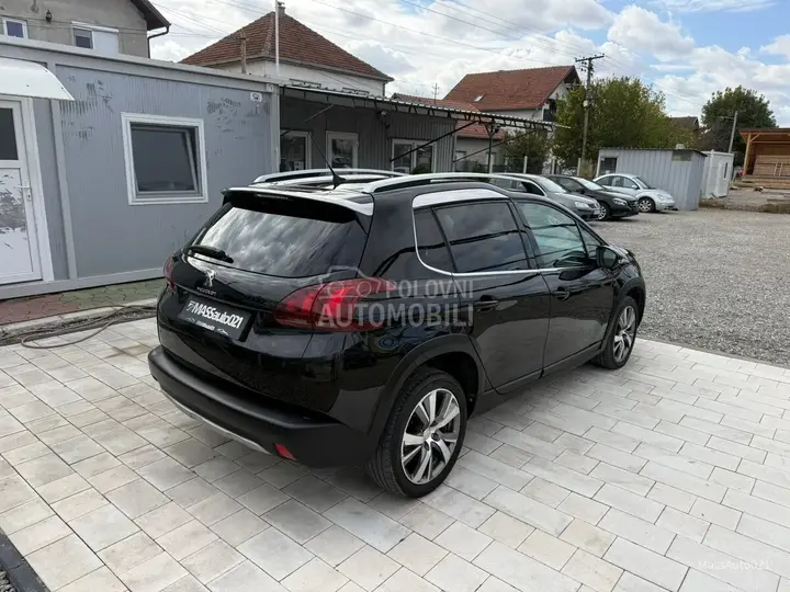 Peugeot 2008 2017 photo 2