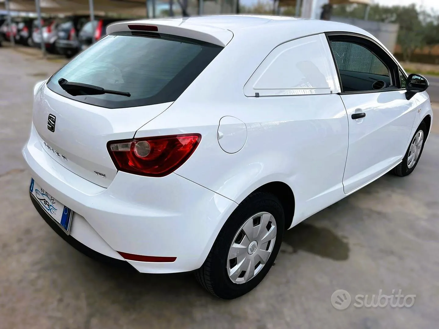 Seat Ibiza 2016 photo 4