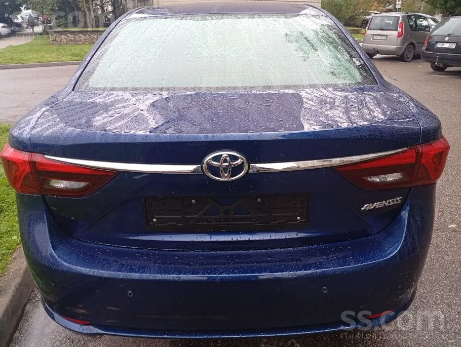 Toyota Avensis 2017 photo 5