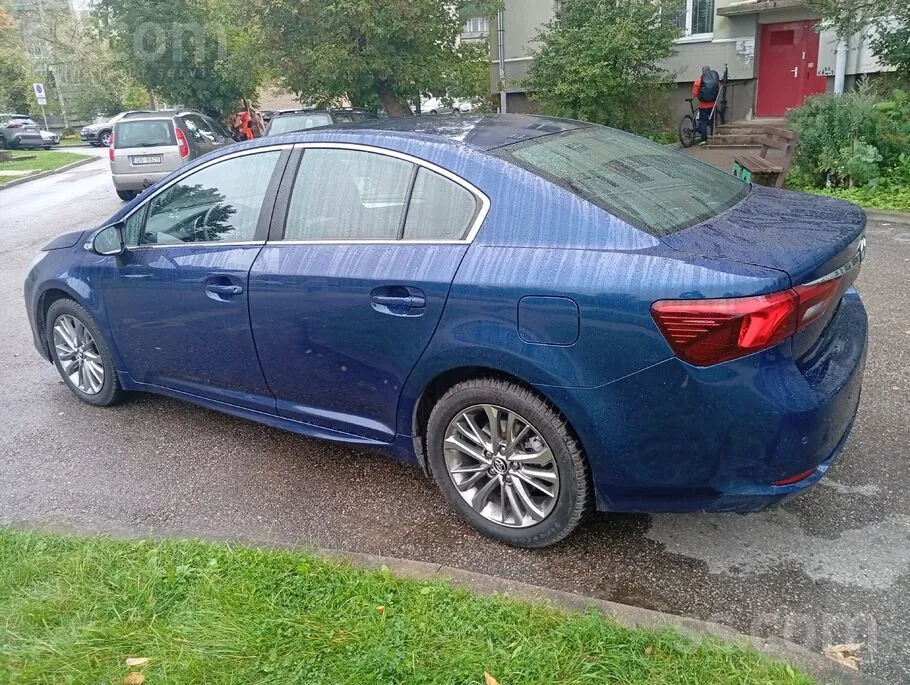 Toyota Avensis 2017 photo 4