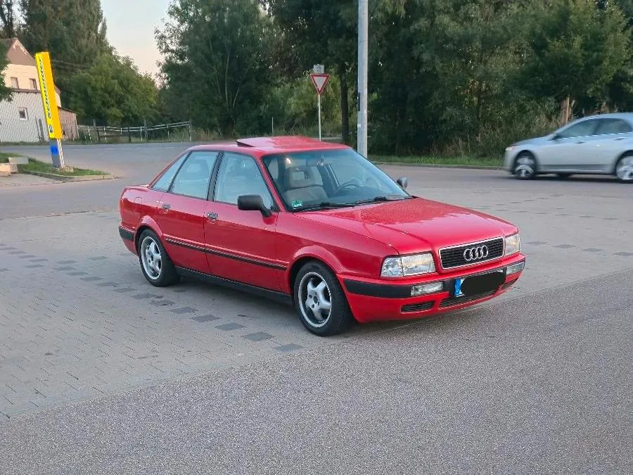 Audi 80