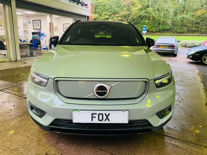 Volvo Xc40 2021 photo 2