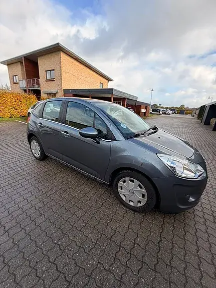 Citroen C3 2010 photo 2