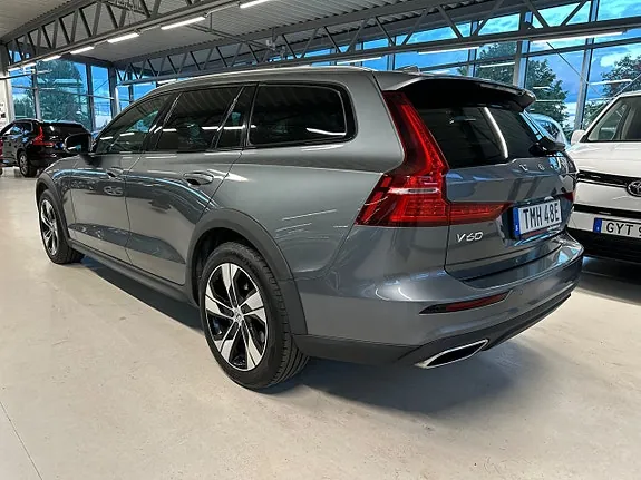 Volvo V60 Cross Country 2020 photo 5