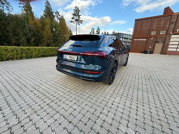 Audi E-Tron 2021 photo 5