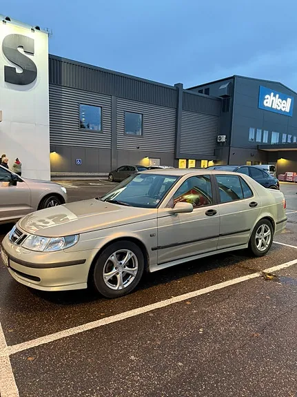 Saab 9-5 2005 photo 2
