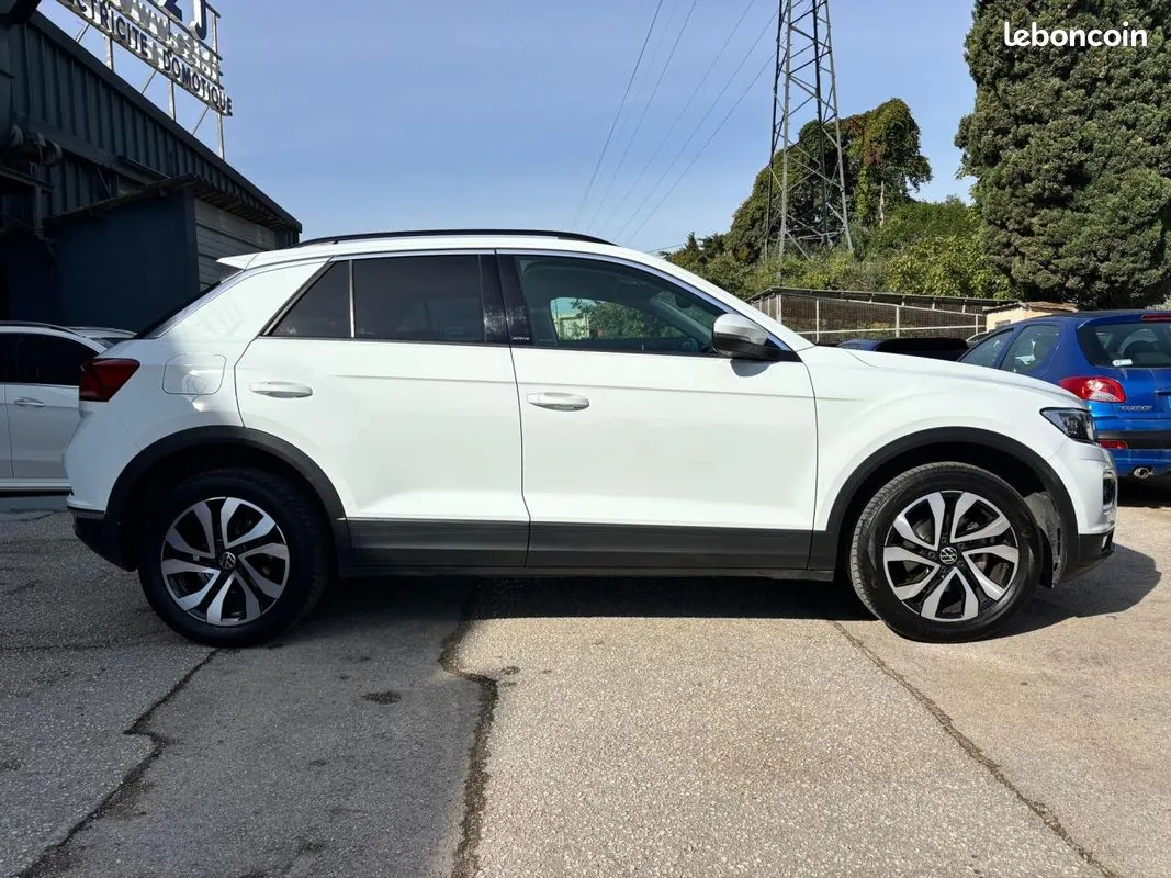 Volkswagen T-Roc 2021 photo 4