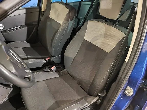 Renault Clio 2010 photo 4