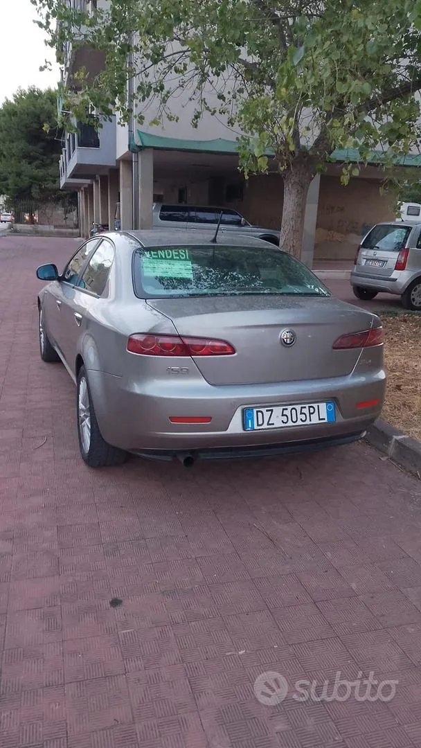 Alfa Romeo 159 2009 photo 3