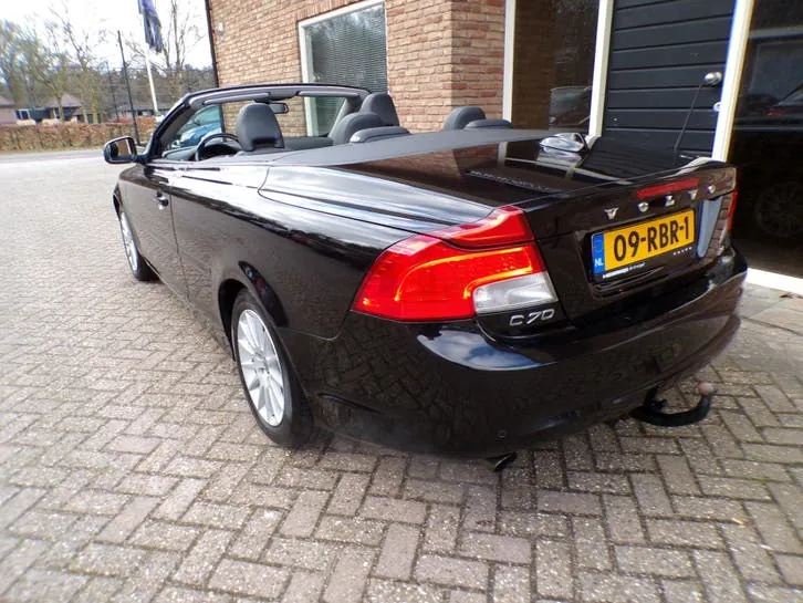Volvo C70 2011 photo 3