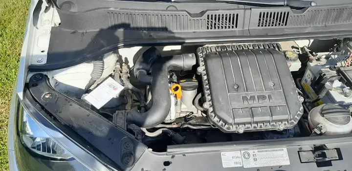 Volkswagen Up 2012 photo 3
