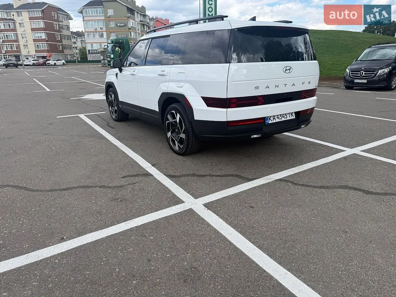 Hyundai Santa Fe 2025 photo 2