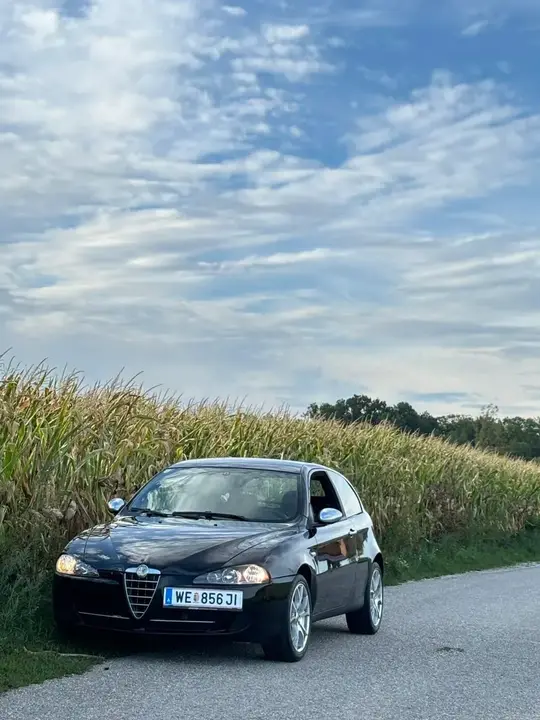 Alfa Romeo 147 2008 photo 3