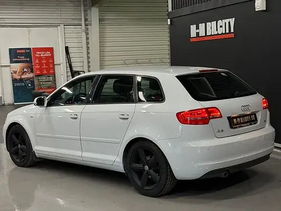 Audi A3 2012 photo 4