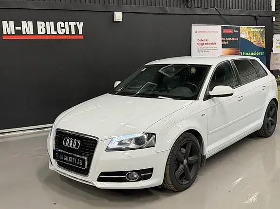 Audi A3 2012 photo 2