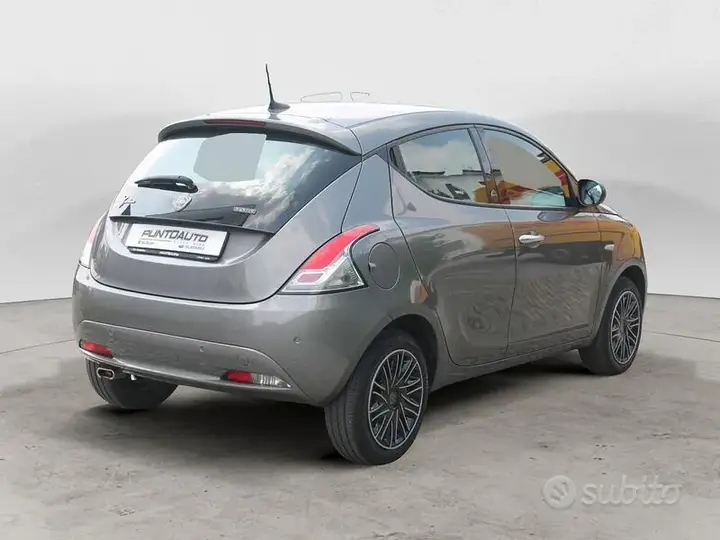 Lancia Ypsilon 2021 photo 4