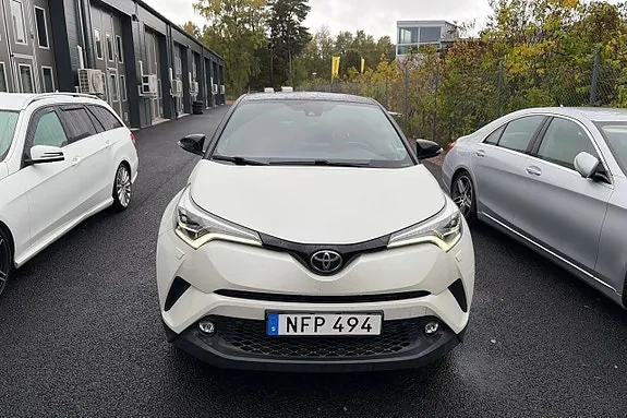 Toyota C-Hr 2017 photo 3
