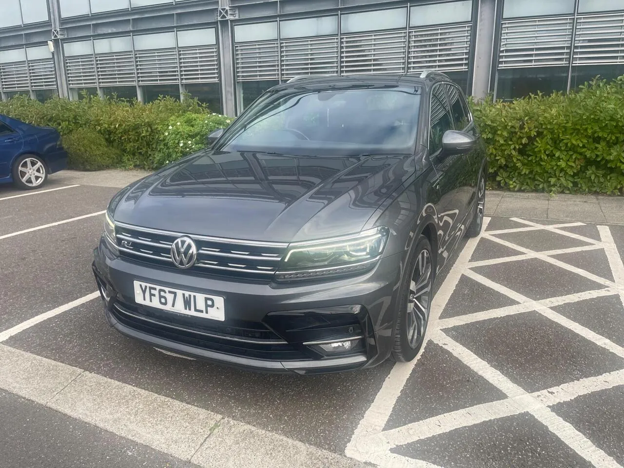 Volkswagen Tiguan photo 2